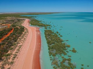 The colours of Roebuck Bay, or Yawuru Sea Country Yawuru Nagulagun blow my mind. 🤯 Local Yawuru people meet along the shoreline in this culturally significant place.  The area is used for fishing, hunting and gathering of sea foods. @visitbroome @westernaustralia @absoluteaustralia 

#broome #exploreaustralia #westernaustralia #wa #instawa #igwa #travelwa #tourismwa #justanotherdayinwa ##landdownunder #loveaustralia #australia #amazingaustralia #seeaustralia #travelaustralia #instaaustralia #ig_australia #australiagram #exploringaustralia #aussiephotos